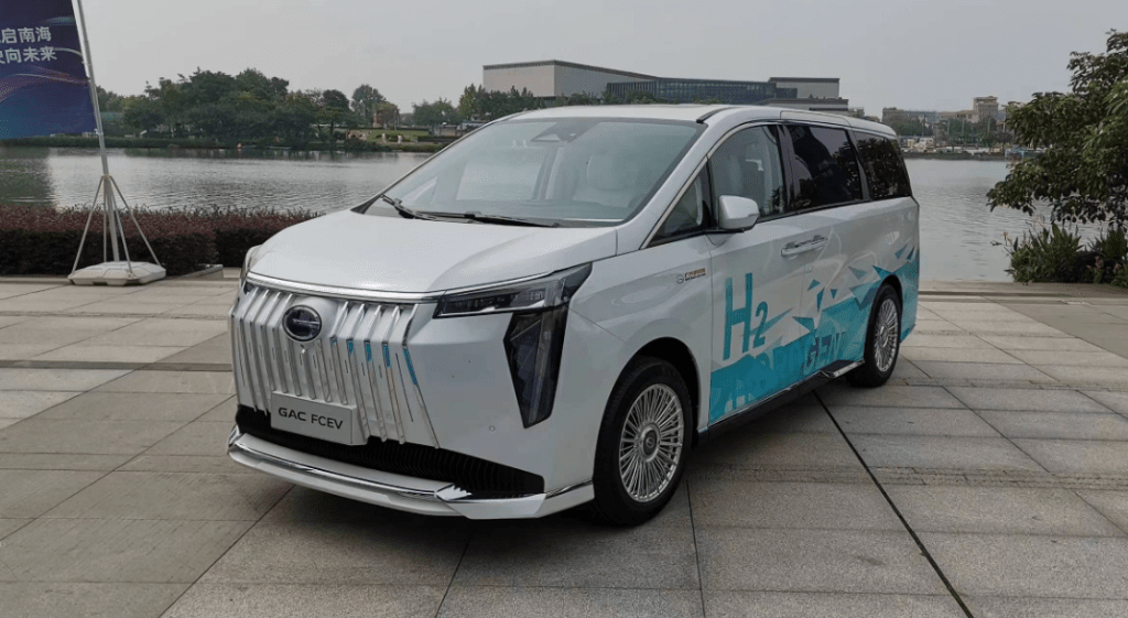 多款氢燃料电池MPV/SUV/轿车及商用车等亮相2023世界氢能技术大会